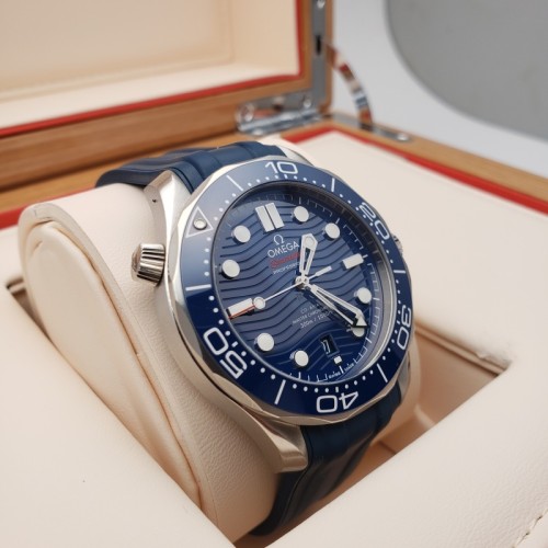 Omega Seamaster Diver 300M  210.32.42.20.03.001