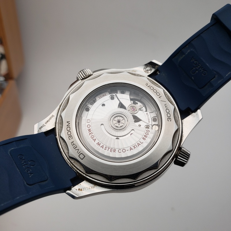 Omega Seamaster Diver 300M  210.32.42.20.03.001 