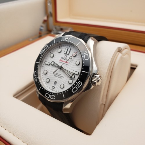 Omega Seamaster Diver 300M 210.32.42.20.04.001