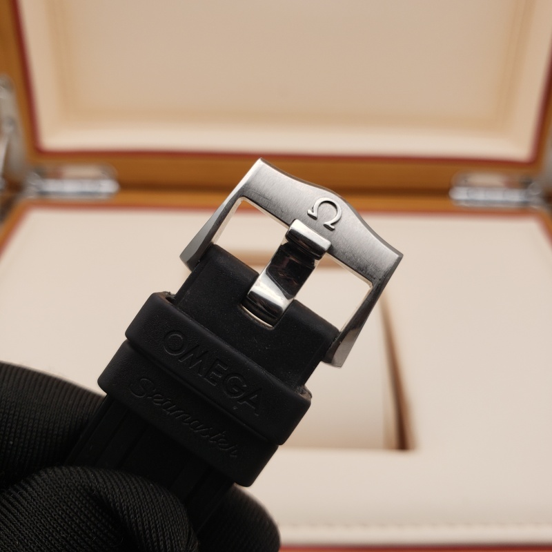 Omega Seamaster Diver 300M 210.32.42.20.04.001 