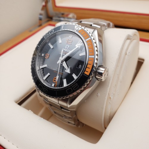 Omega Seamaster Planet Ocean  215.30.44.21.01.002