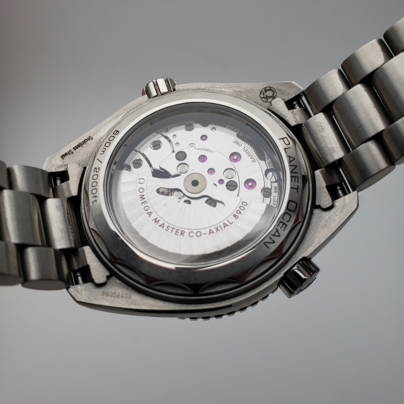 Omega Seamaster Planet Ocean 215.30.44.21.03.001 