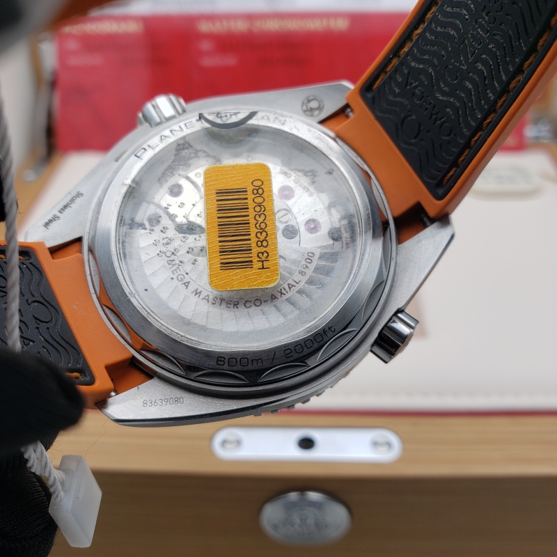 Omega Seamaster Planet Ocean 215.32.44.21.01.001 