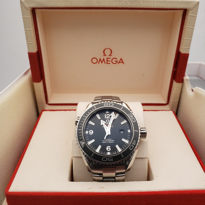 Omega Seamaster Planet Ocean 232.30.38.20.01.001 