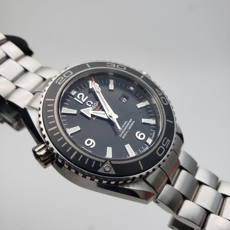 Omega Seamaster Planet Ocean 232.30.38.20.01.001 