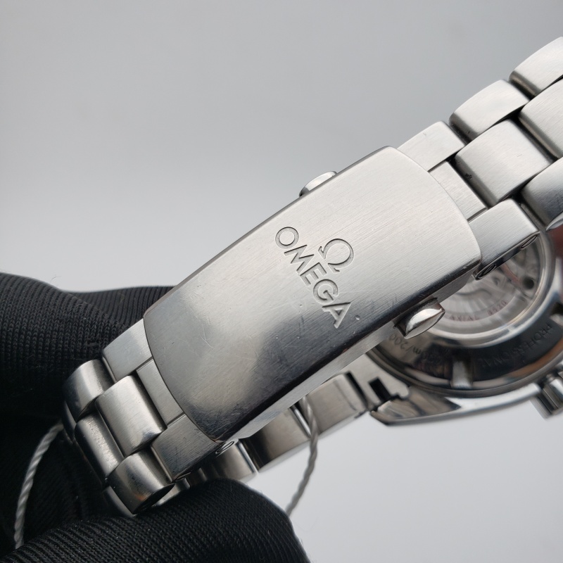 Omega Seamaster Planet Ocean 232.30.38.20.01.001 