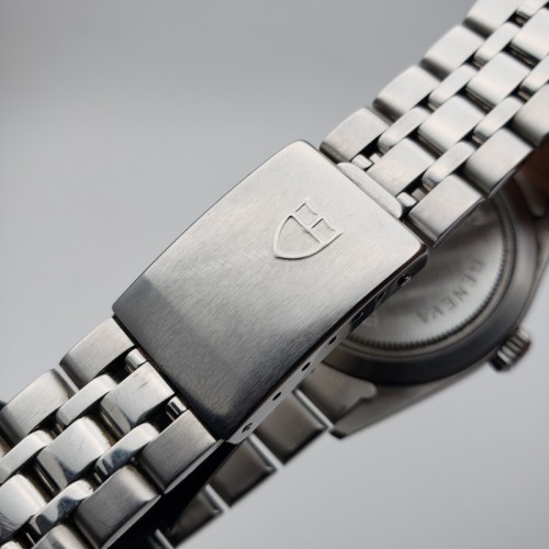 Tudor Prince Date Day 76200