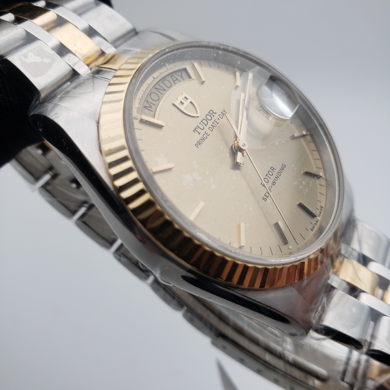 Tudor Prince Date 76213-H206630 