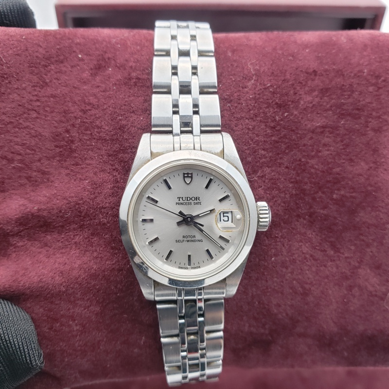 Tudor Prince Date 92400 