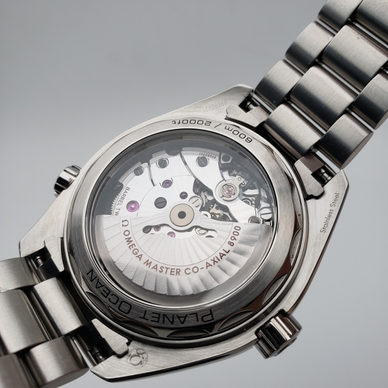 Omega Seamaster Planet Ocean 