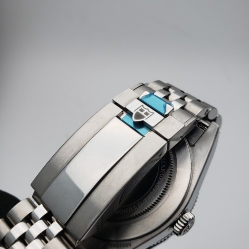 Tudor Black Bay 54 M79000-0001