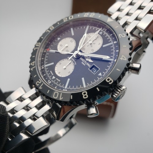 Breitling Chronoliner  Y2431012/BE10