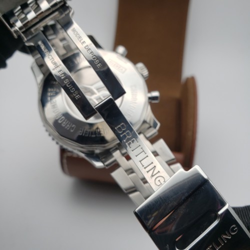 Breitling Chronoliner  Y2431012/BE10