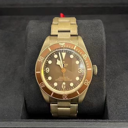 TUDOR BLACK BAY 1958