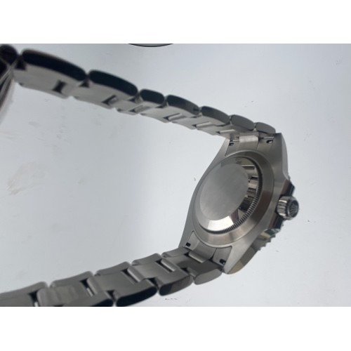 Rolex Submariner (No Date)-124060