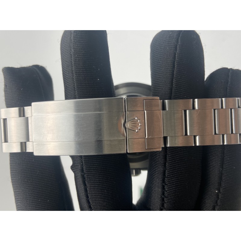 Rolex Submariner (No Date)-124060 