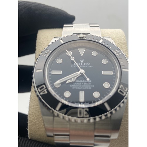 Rolex Submariner (No Date)-124060