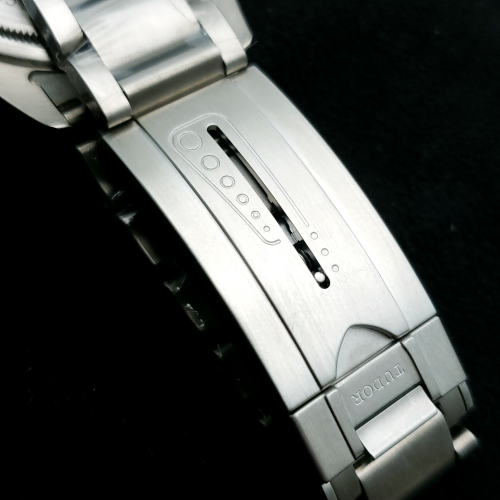 TUDOR PELAGOS一M25600TN-0001