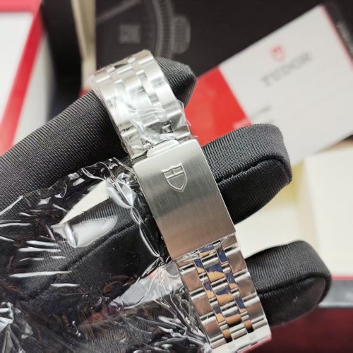 Tudor Prince Date 74034