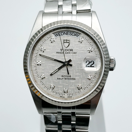 Tudor Prince Date Day M76214-0015