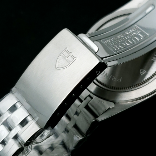 Tudor Prince Date Day M76214-0015