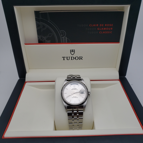 TUDOR Prince Date Day 76214