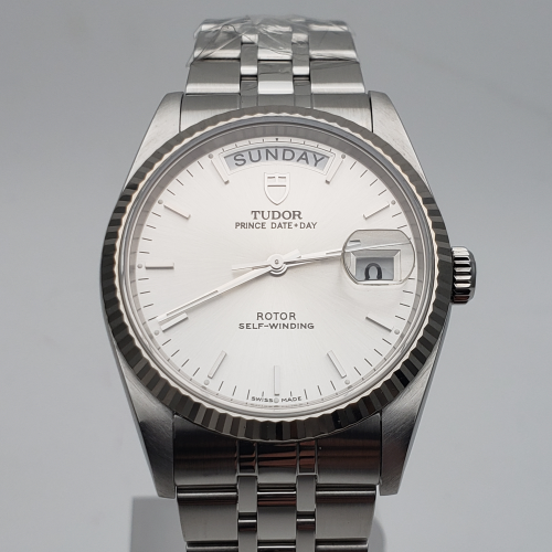TUDOR Prince Date Day 76214