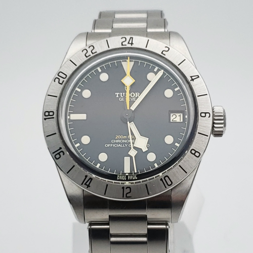 TUDOR Black Bay Pro 79470-0001