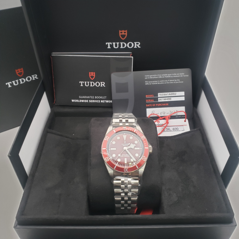 Tudor Black Bay 