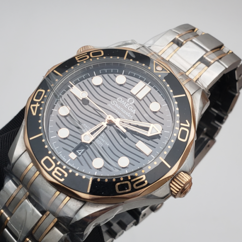Omega  Seamaster Diver 300 M 