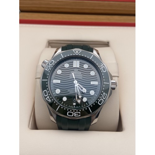 Omega Seamaster Diver 300 M-210.30.42.20.10.001