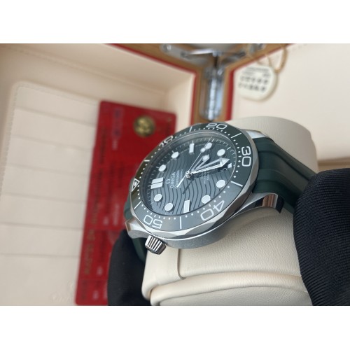 Omega Seamaster Diver 300 M-210.30.42.20.10.001