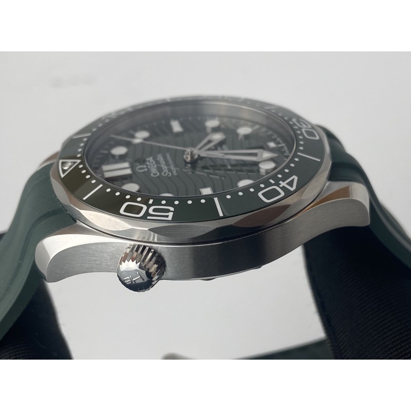 Omega Seamaster Diver 300 M-210.30.42.20.10.001 