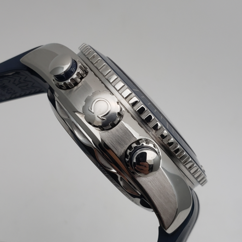 Omega  Seamaster Planet Ocean 