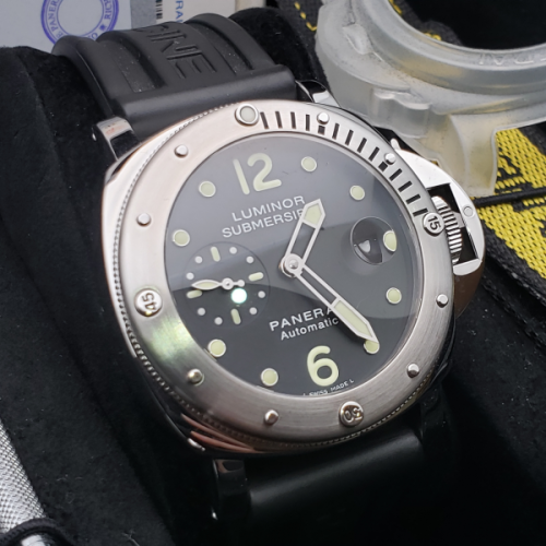 Panerai Luminor Submersible