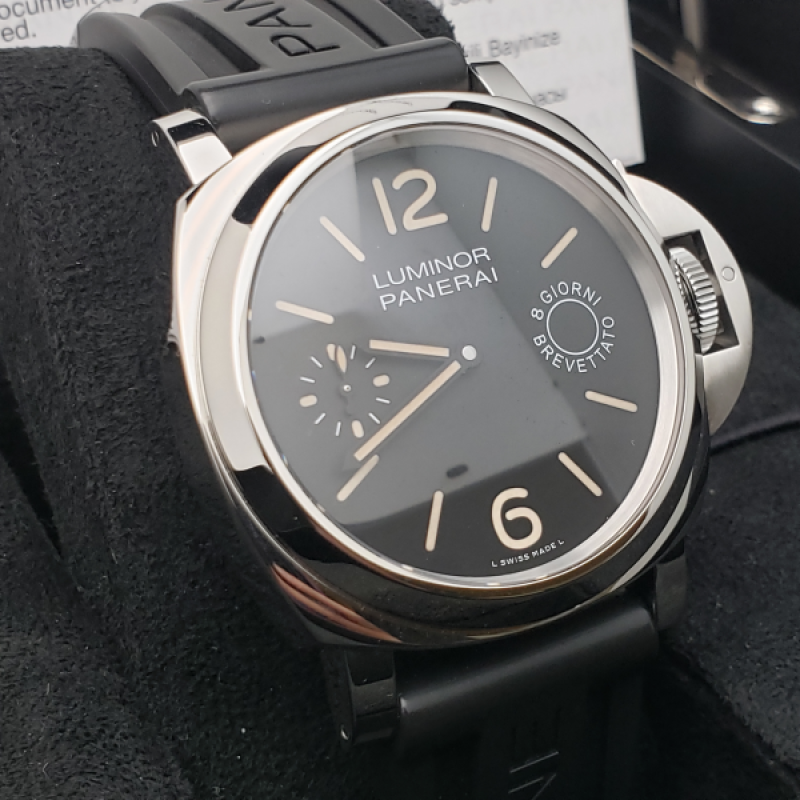 Panerai Luminor 