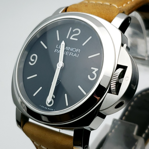 Panerai Luminor Base Logo  PAM01086